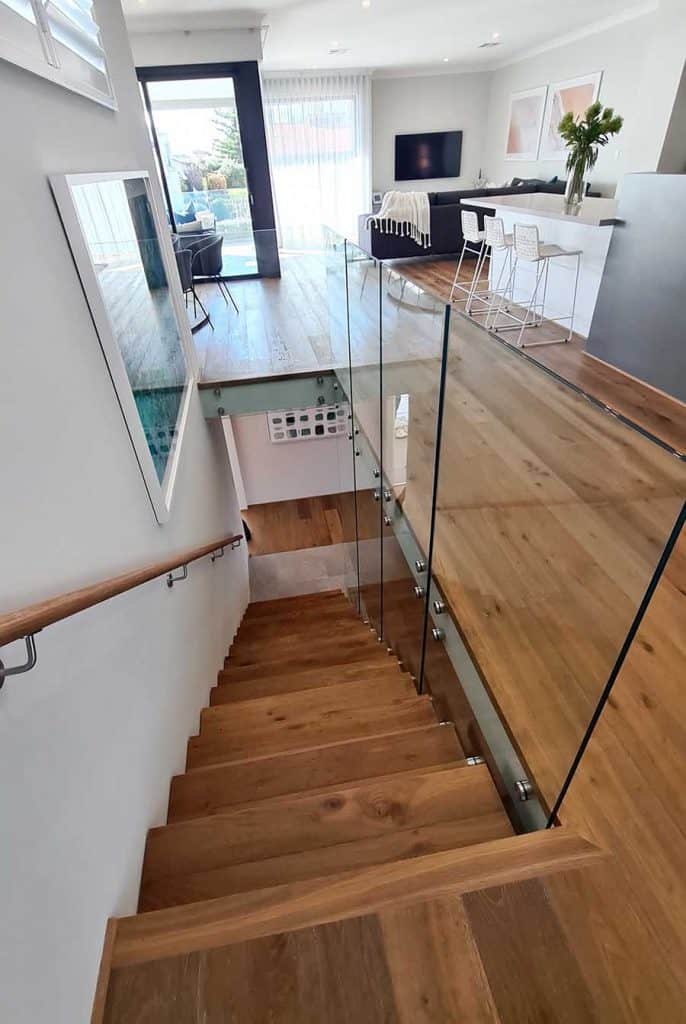 Glass balustrade for staircase City Beach